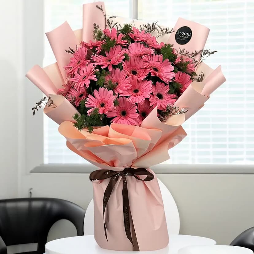 bouquet of 25 pink gerberas