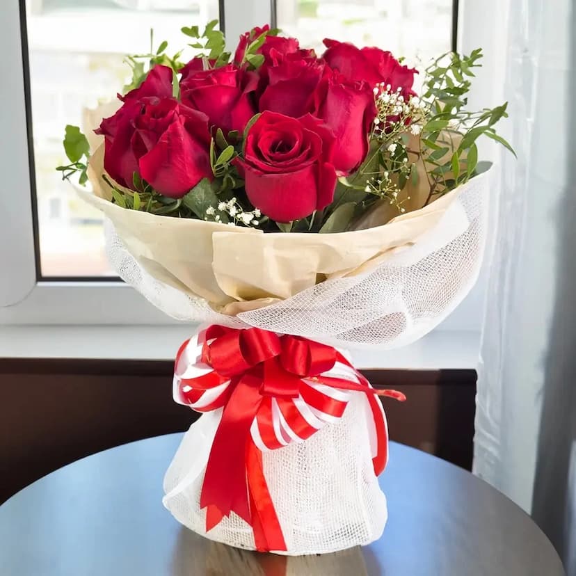 12 red roses bouquet