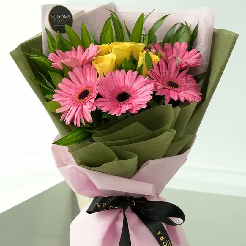 5 yellow roses and 5 pink gerberas bouquet