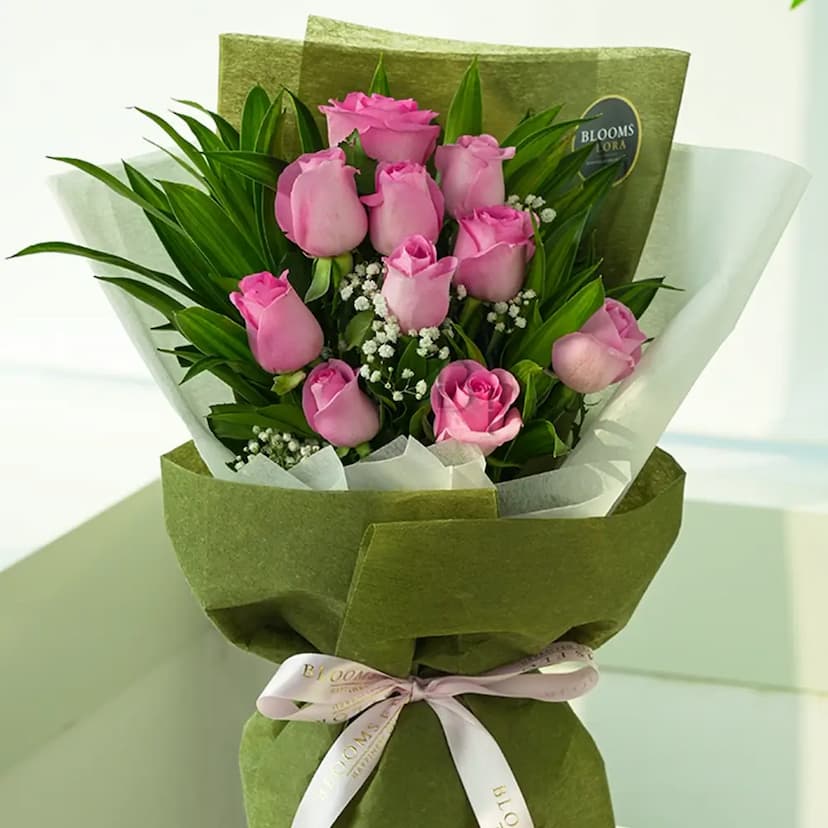 10 pink roses bouquet