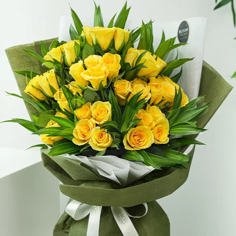 40 yellow roses bouquet