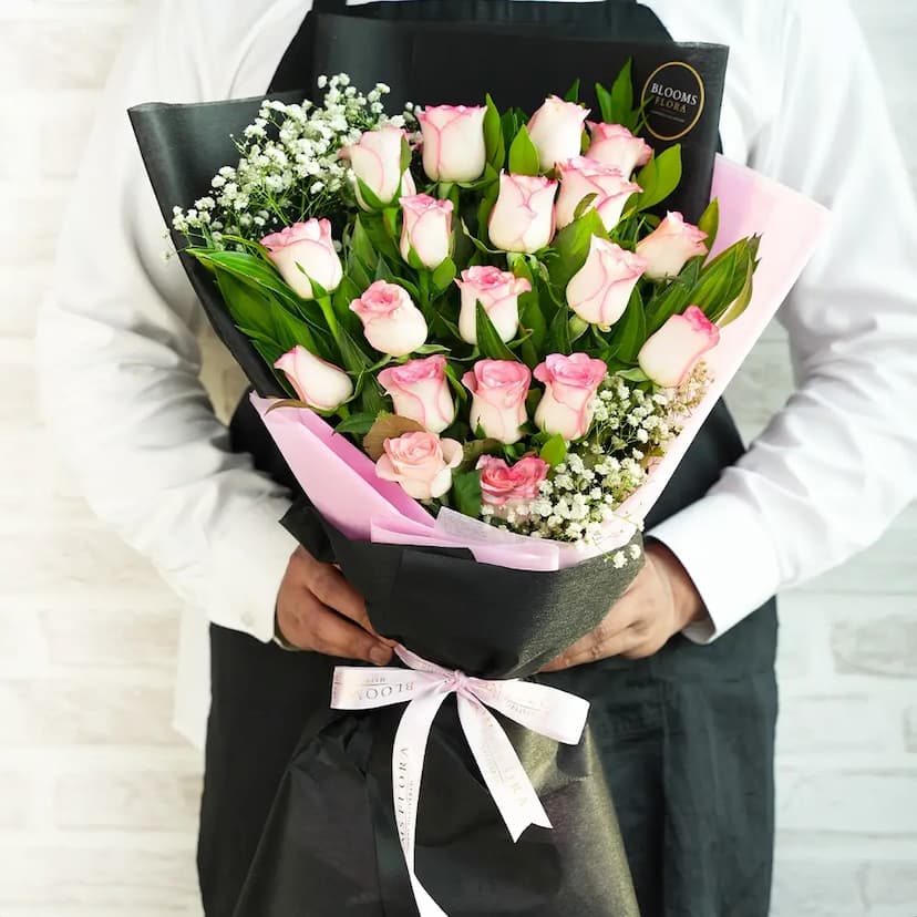 20 pink roses bouquet