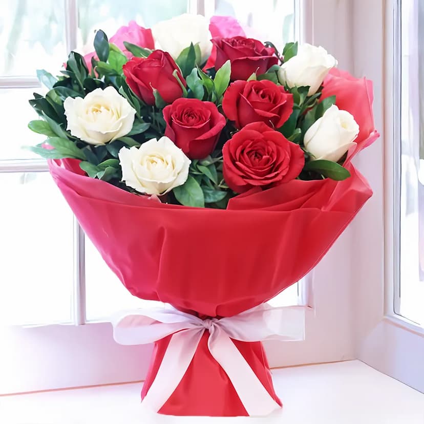 5 white roses and 5 red roses bouquet