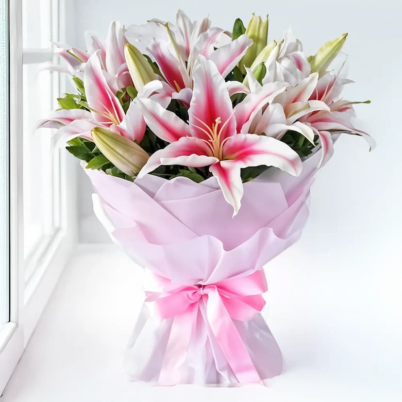 4 pink lilies bouquet